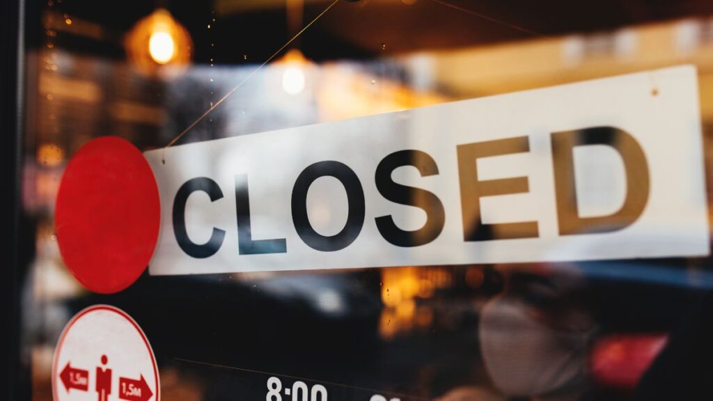 home depot closing stores